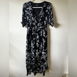 Black and White Express dress size small